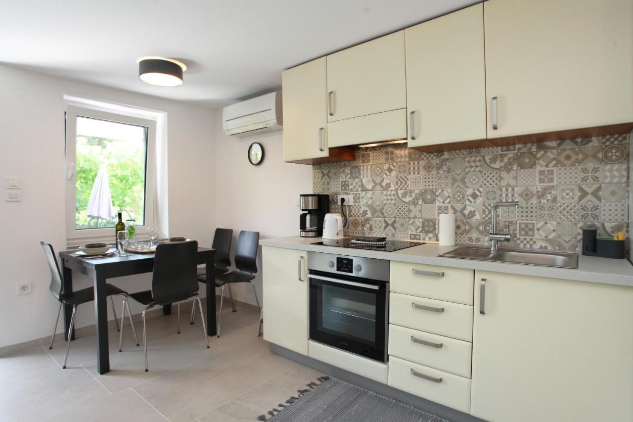Modern Apartment Parenzana Izma Portoroz Exterior foto