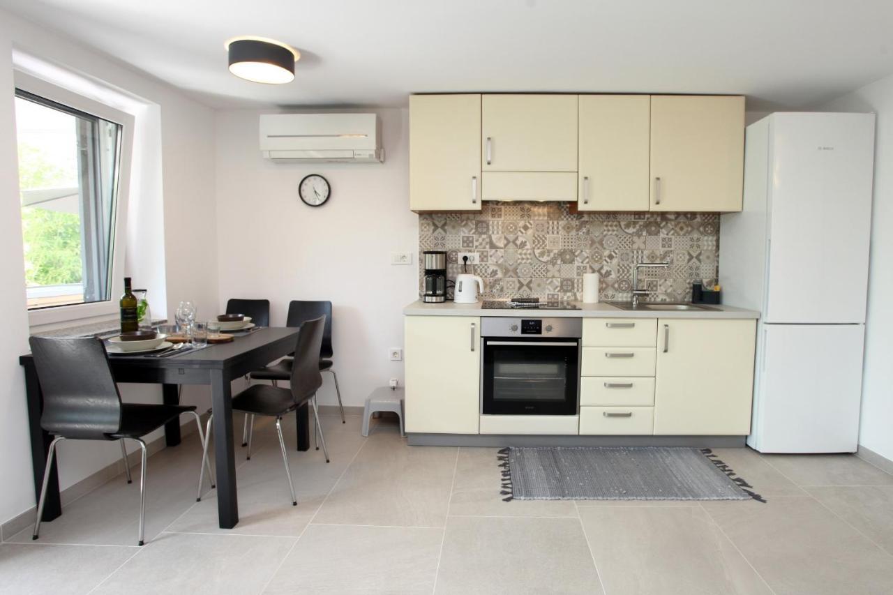 Modern Apartment Parenzana Izma Portoroz Exterior foto